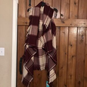 NWT Sleeveless flowy cardigan 